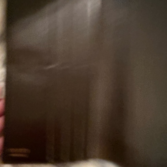 GUCCI Vintage Tom Ford Era Elegant Brown Leather Wallet with Gold Clasp - Picture 5 of 13